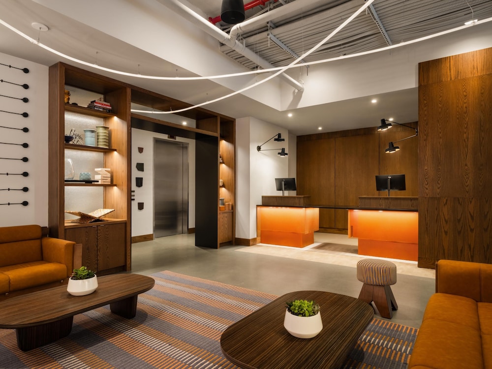 Hotel 38 New York City, Tapestry Collection by Hilton 5/52