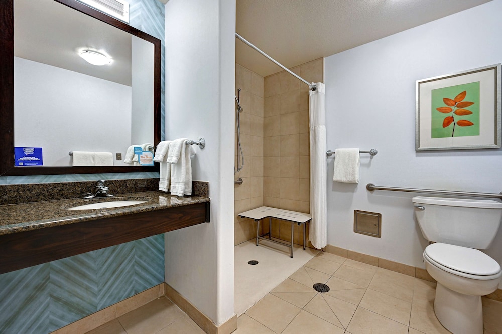 Hilton Garden Inn San Bernardino 30/57