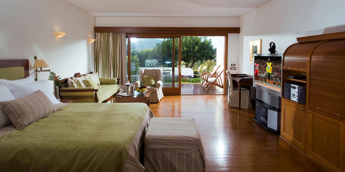 SPA, DELUXE, GARDEN VIEW
