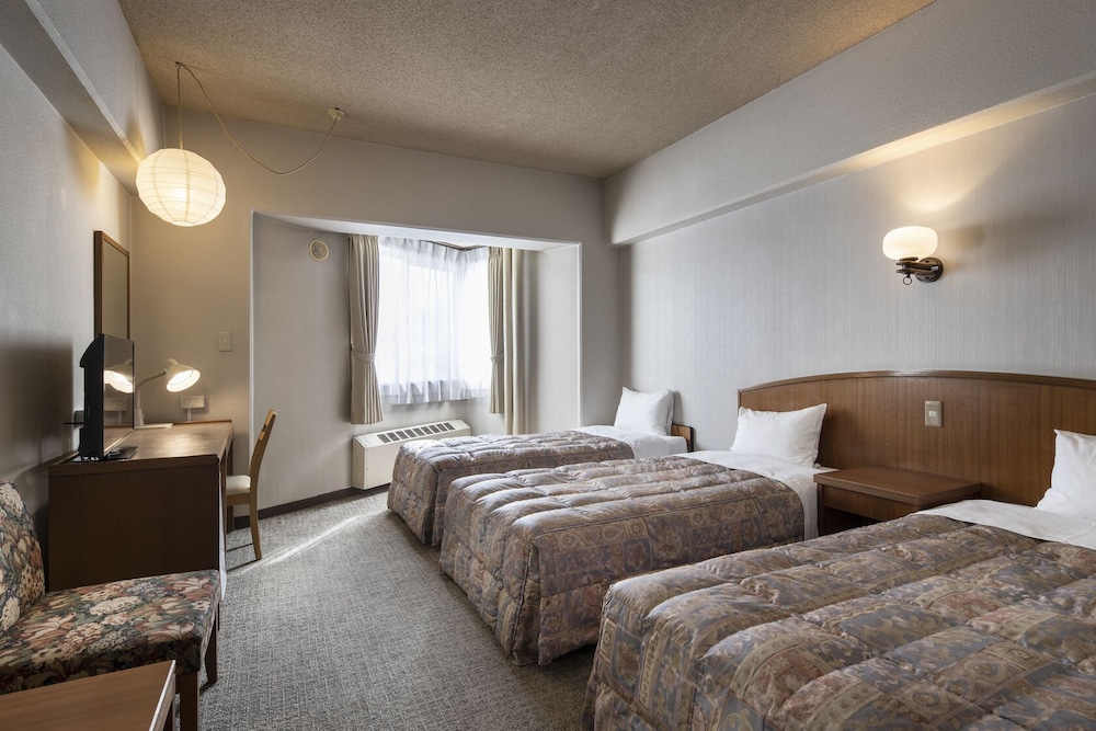 Adex Inn 9/36