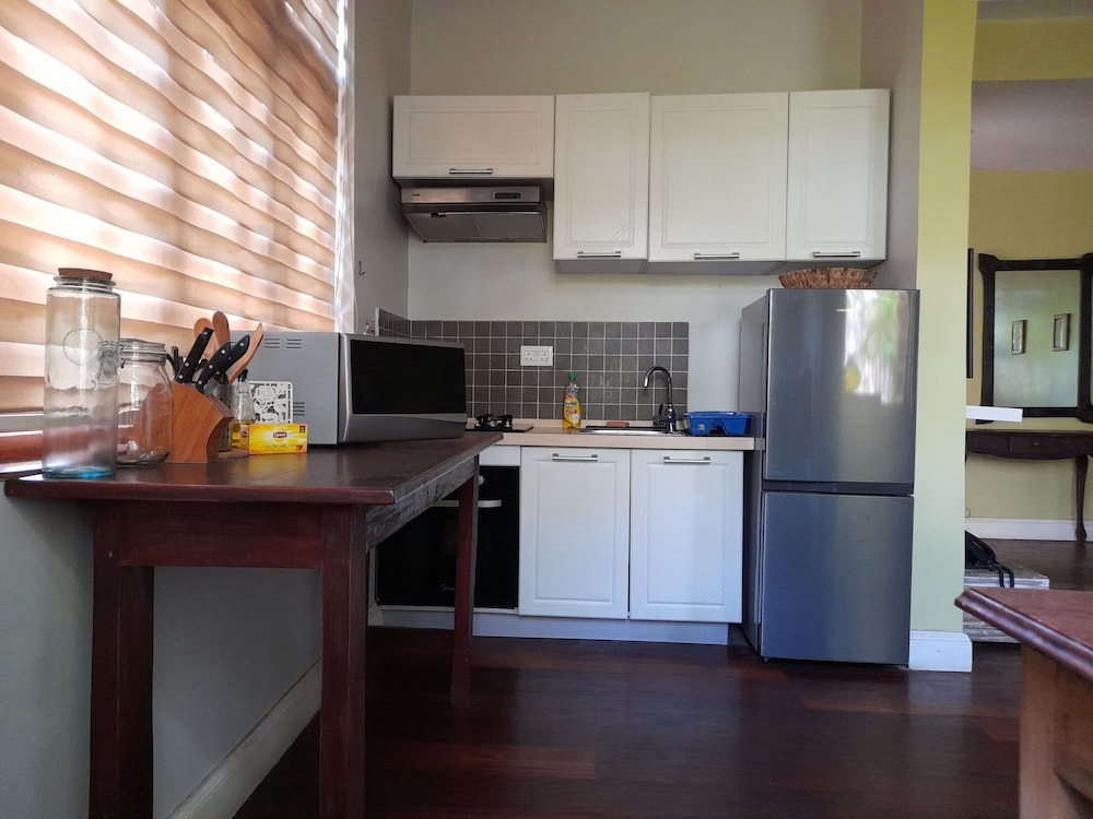 Olma Colonial Suites 54/66