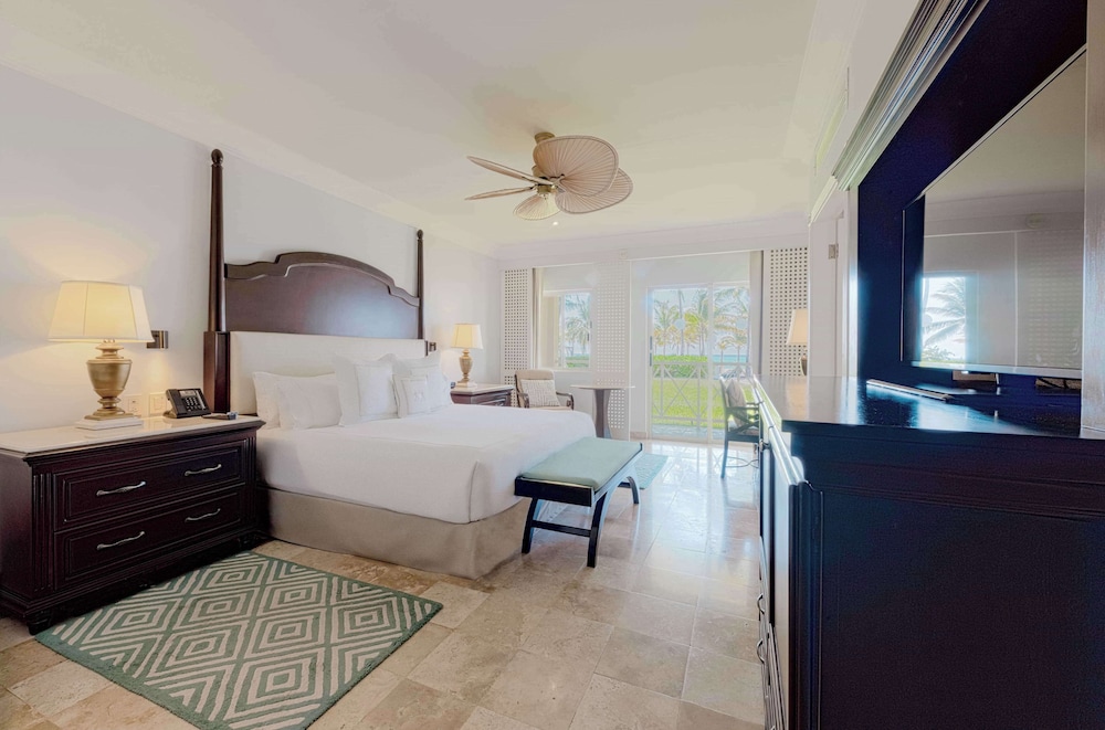 Sunrise, Luxury, King Bed، Royal Hideaway Playacar All Inclusive - Adults Only 3/4