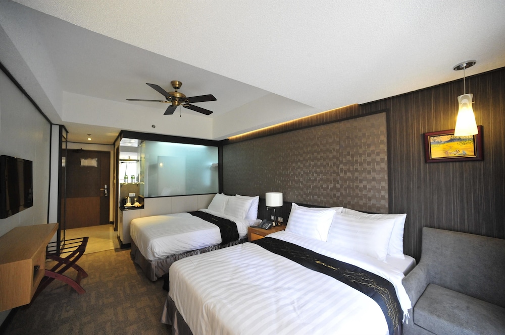 Le Monet Hotel 10/52