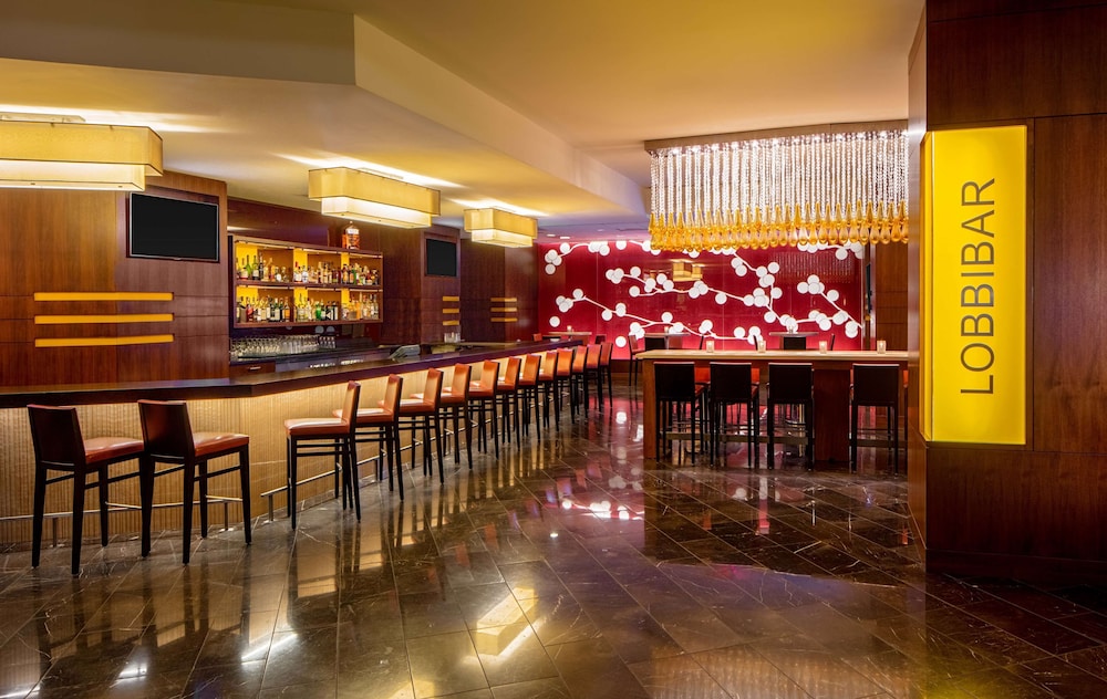 Hyatt Regency Crystal City 12/70