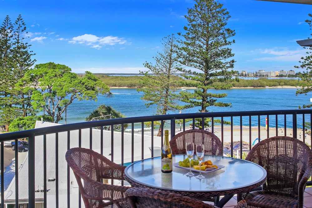 Belaire Place 33/50