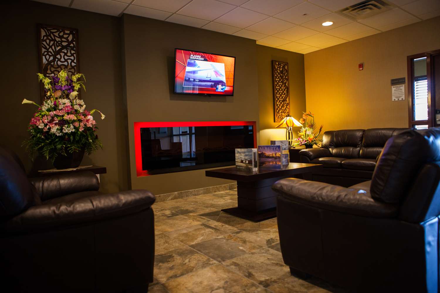 Best Western Plus Service Inn and Suites 33/56