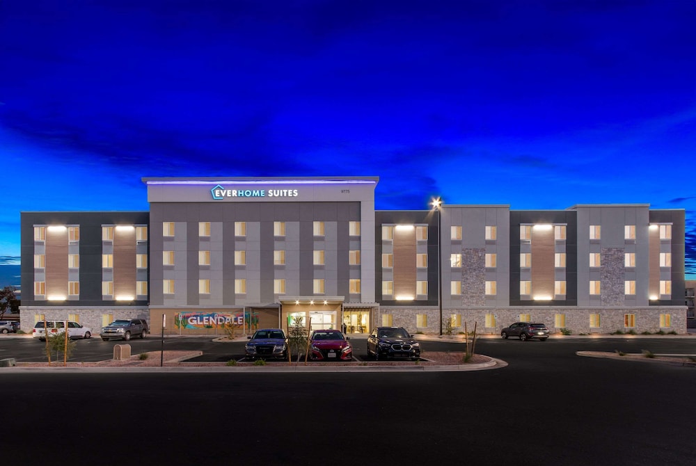 Everhome Suites Glendale Sports & Entertainment District 2/47