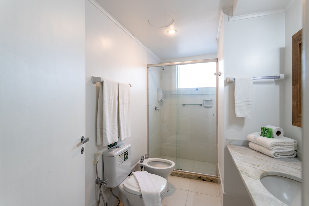 Eko Residence Hotel 67/69