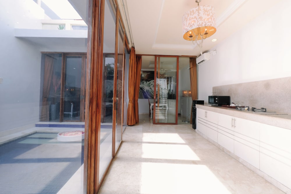 Kaisa Villas Seminyak 11/44