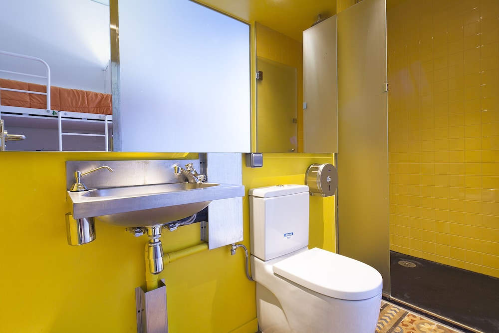 Urbany BCN GO Hostel 29/32