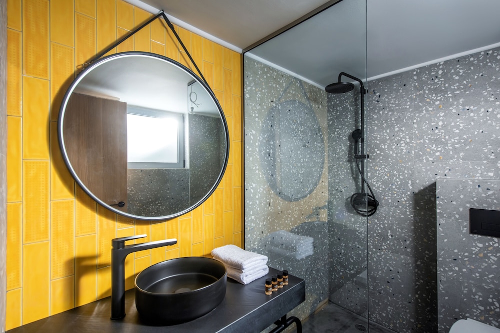 Kipos Boutique Suites 28/29