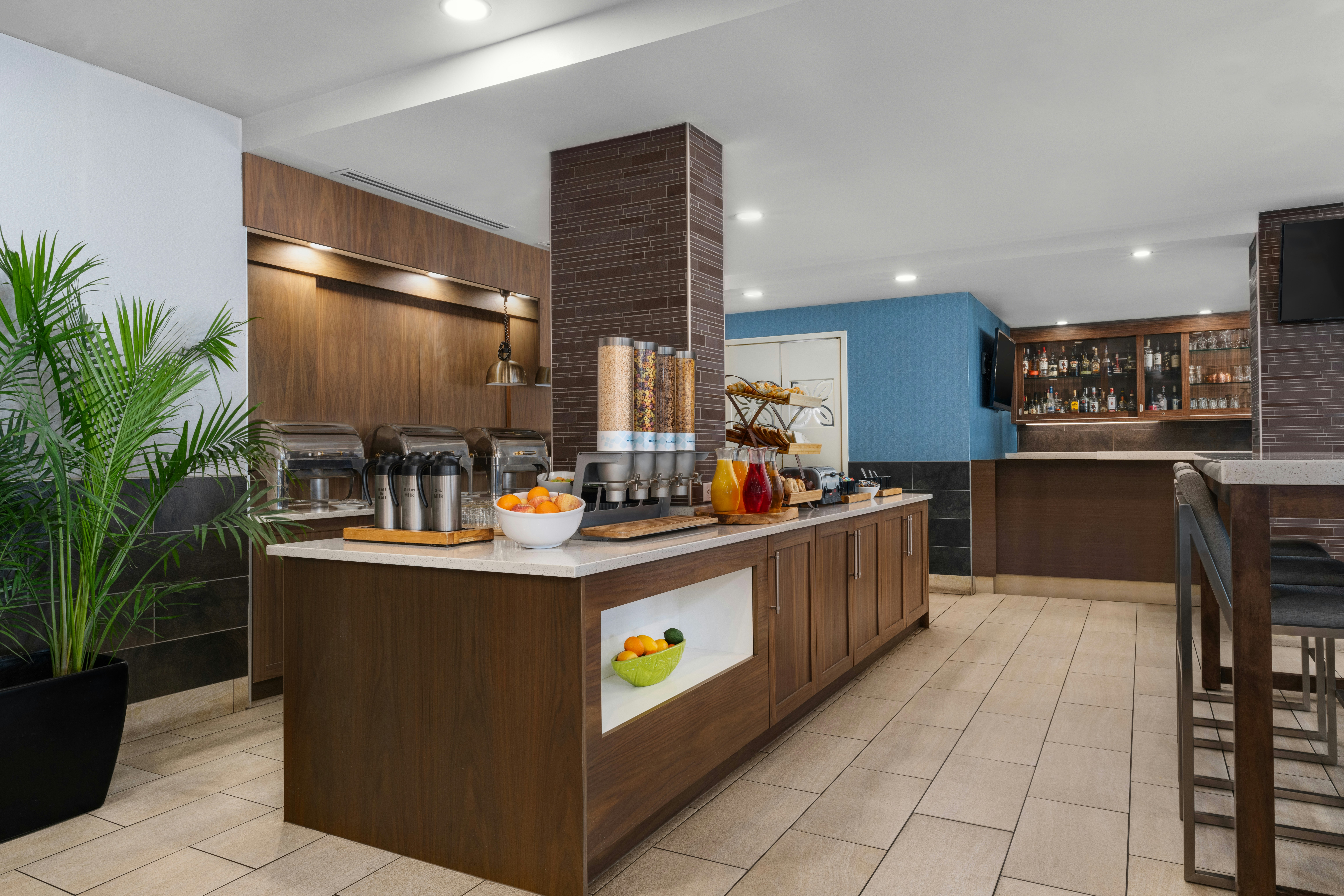 Hilton Garden Inn Calgary Airport 36/44