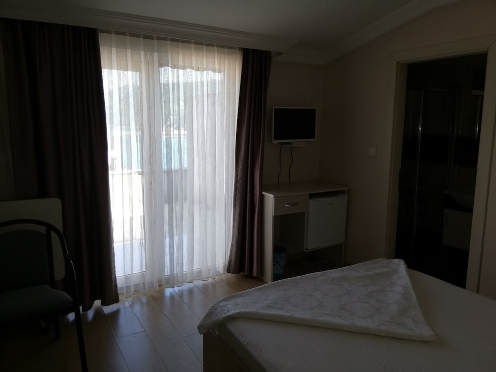 Karadeniz Pension 12/48
