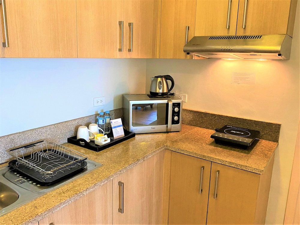 One Pacific Place Serviced Residences 26/38