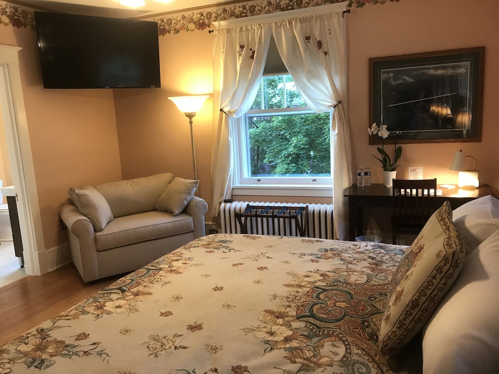 Mooreland Garden Inn 22/33