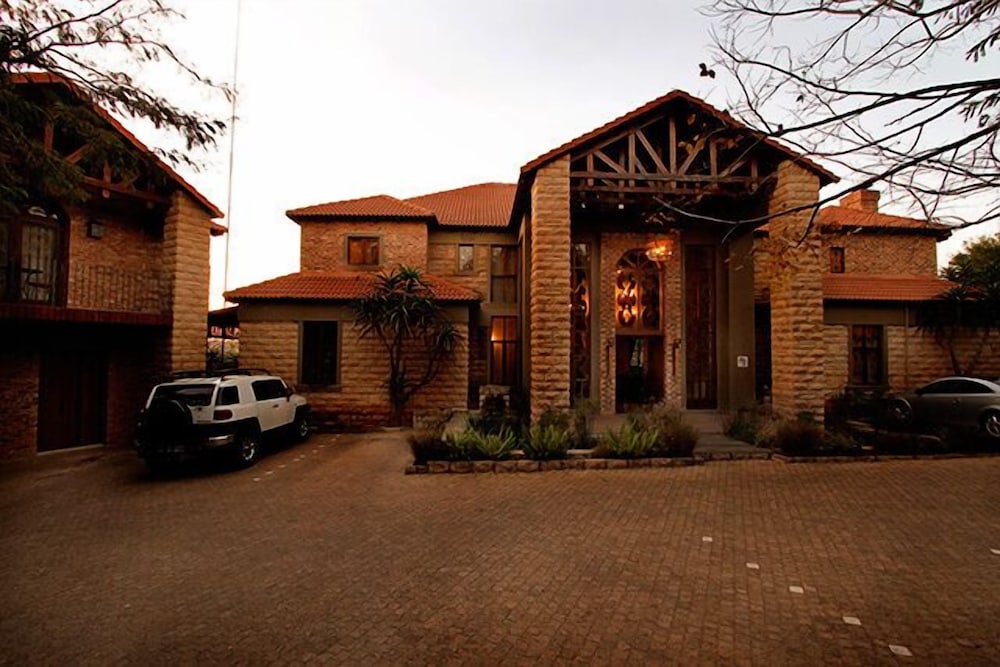 Afrique Boutique Hotel Ruimsig 41/50
