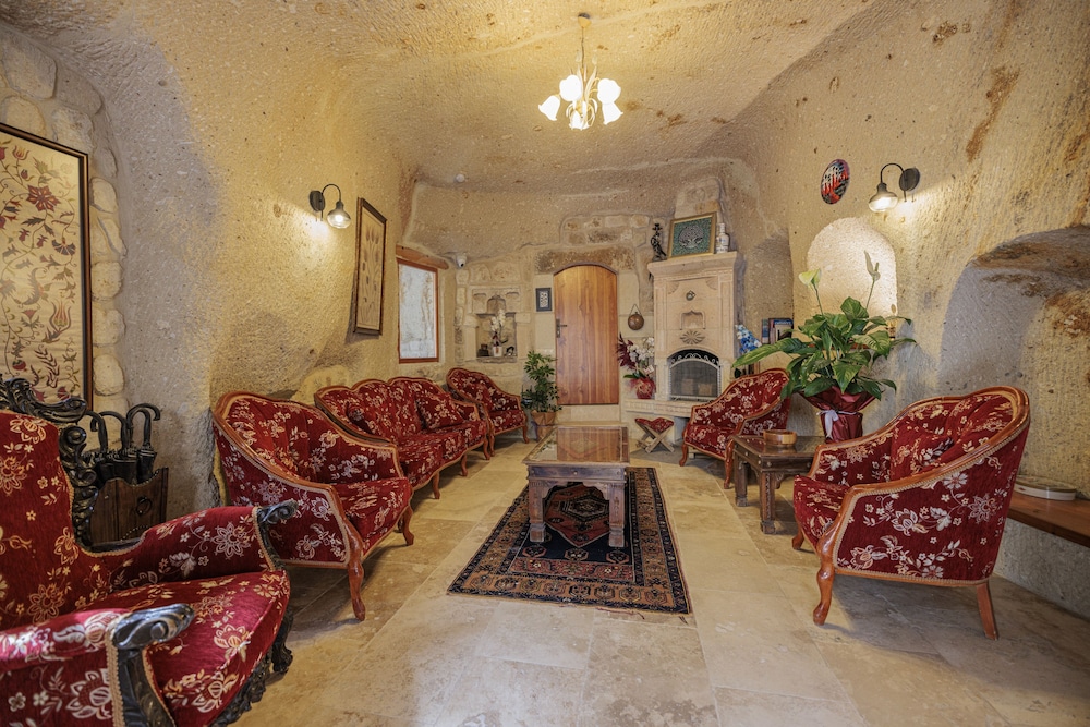 Canyon Cave Hotel 44/69