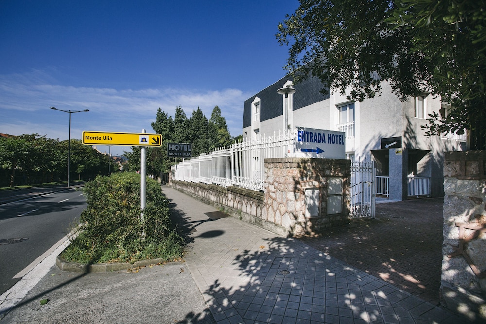Monte Ulia Hotel 37/42