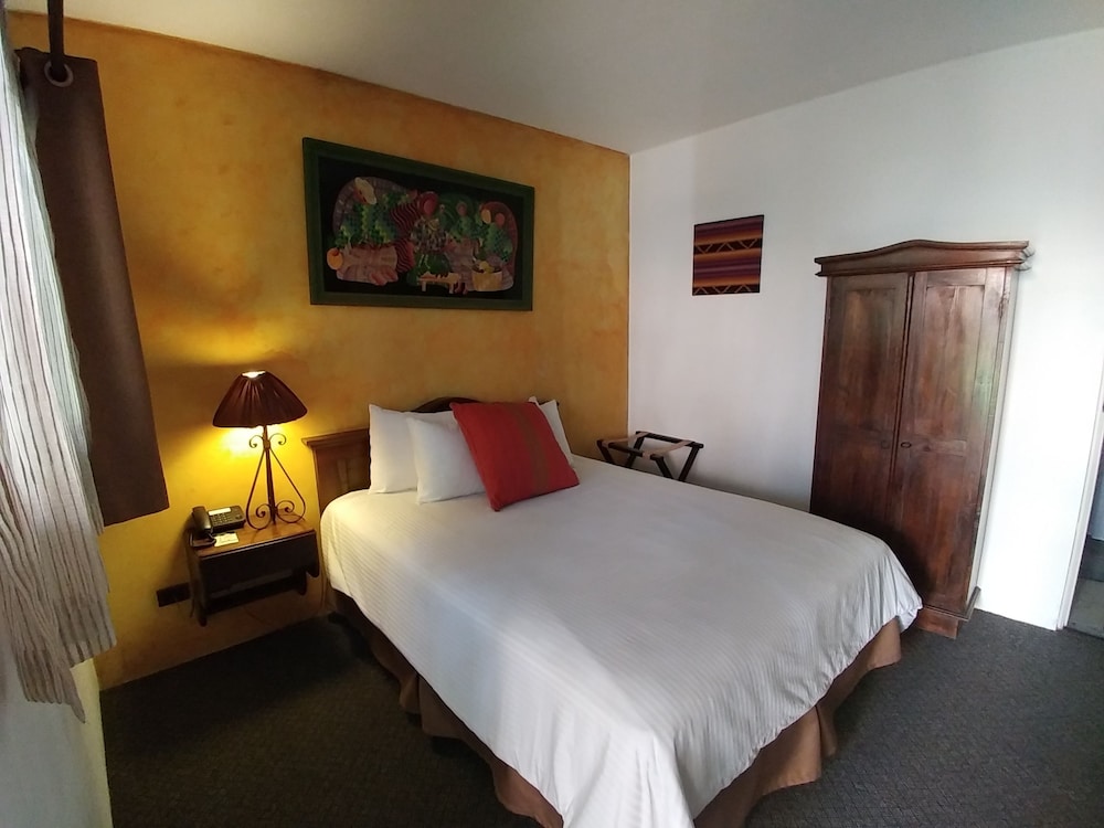 Hotel Ciudad Vieja 11/47
