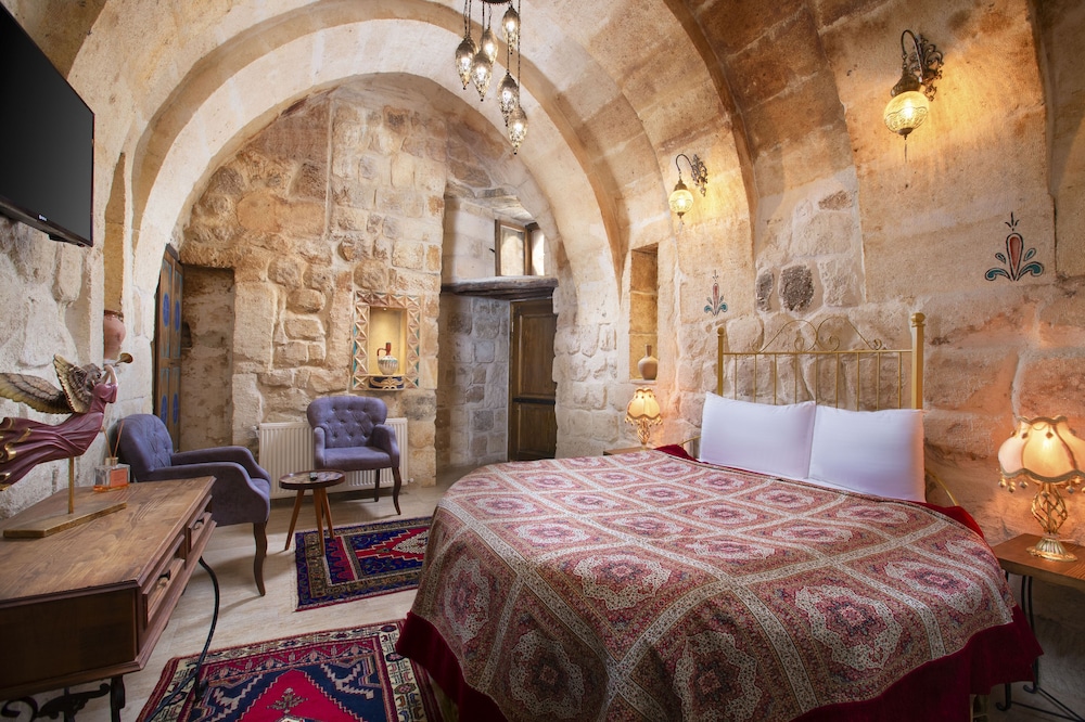 Carna Cave Hotel 12/50