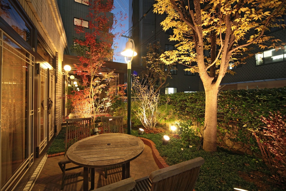 Shin Osaka Station Hotel Honkan 38/55