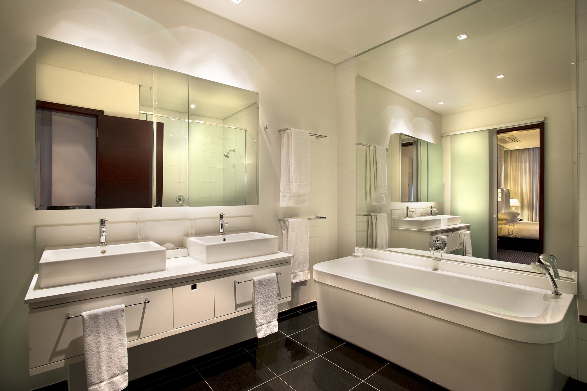 Da Vinci Suites 60/60