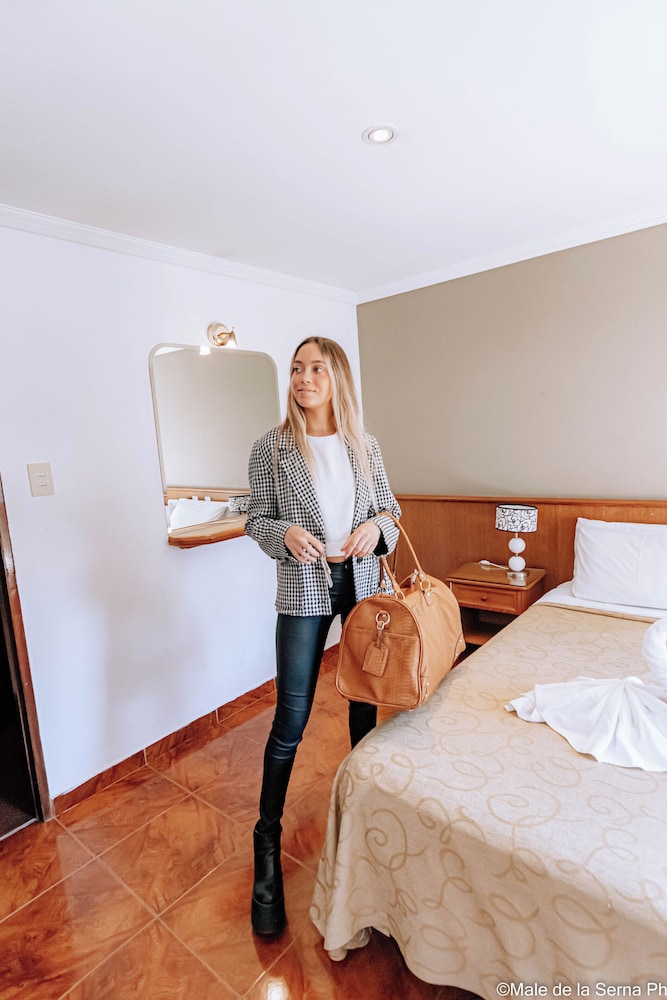 Hotel Ortegal 16/42