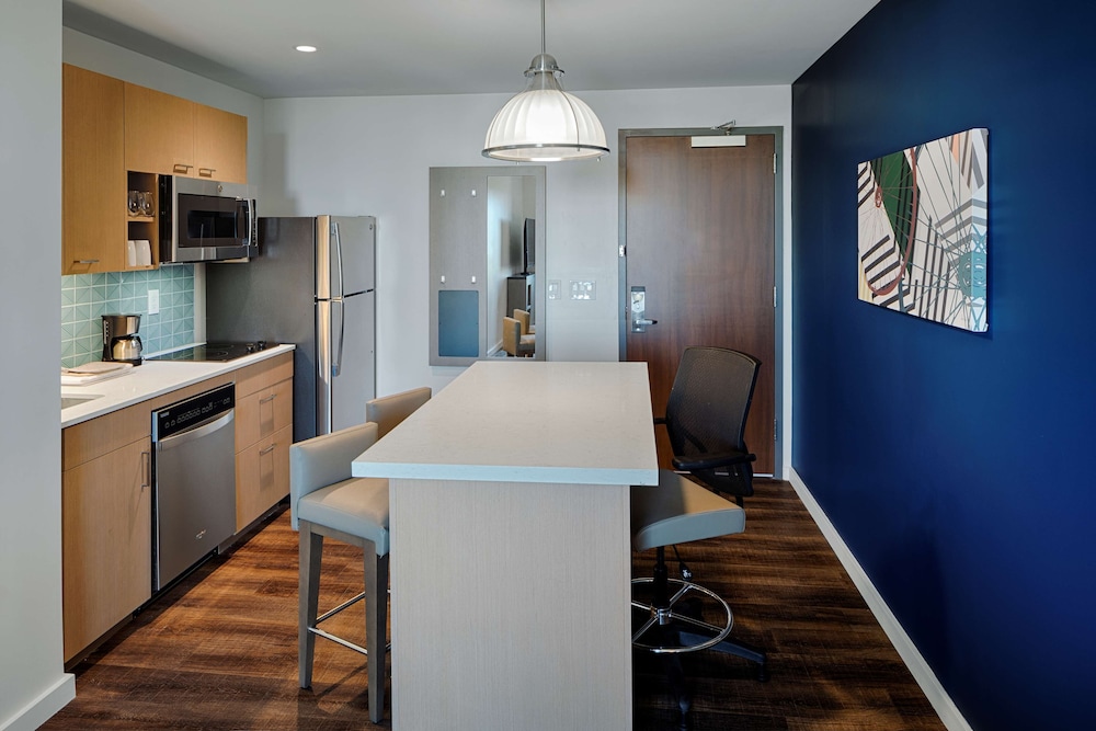 Hyatt House Columbus/OSU-Short North 33/50