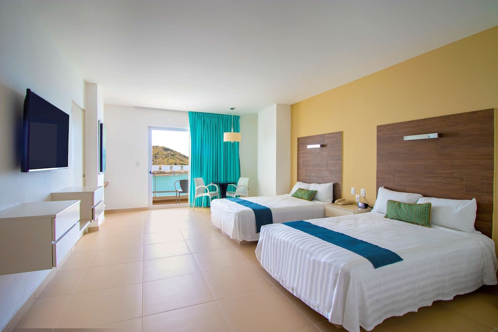 Pacific Palace Beach Tower Hotel 21/65