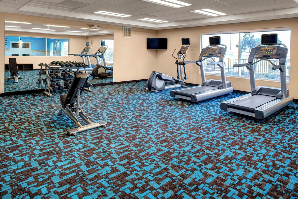 Fairfield Inn And Suites By Marriott Hollister 27/49