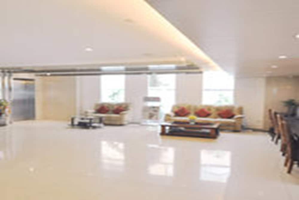 Centric Place Hotel 46/66