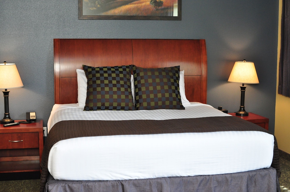 Cobblestone Inn and Suites Newton (ex. Boulders Inn & Suites) 28/55