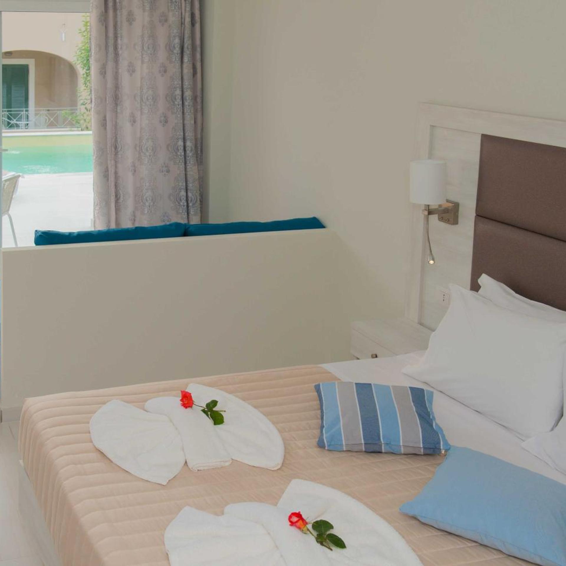 Junior Suite, Shared Pool