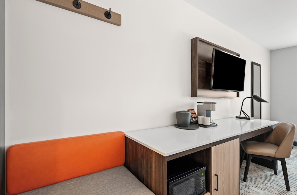 The Ellsworth Hotel, an Ascend Collection Hotel 40/59