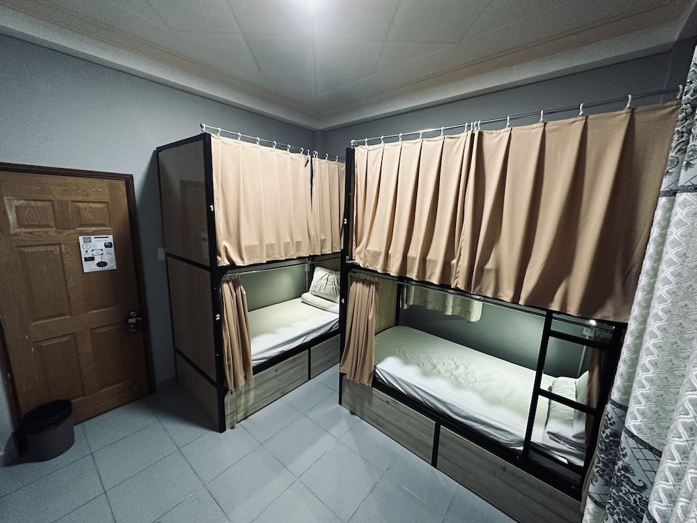 アレイウェイ・ホステル(大人専用) 写真4