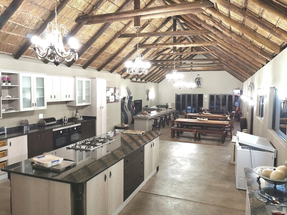 Balule Bushveld Safari Lodge 4/38