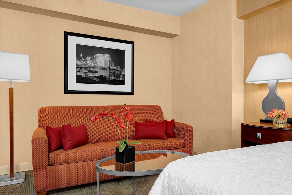 Romer Hells Kitchen, Neighborhood Hotel 43/64
