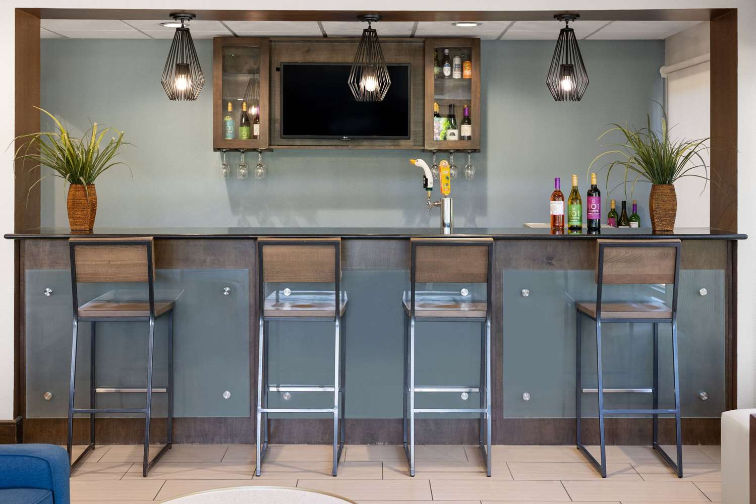 La Quinta Inn and Suites by Wyndham LaGrange / I-85 18/26