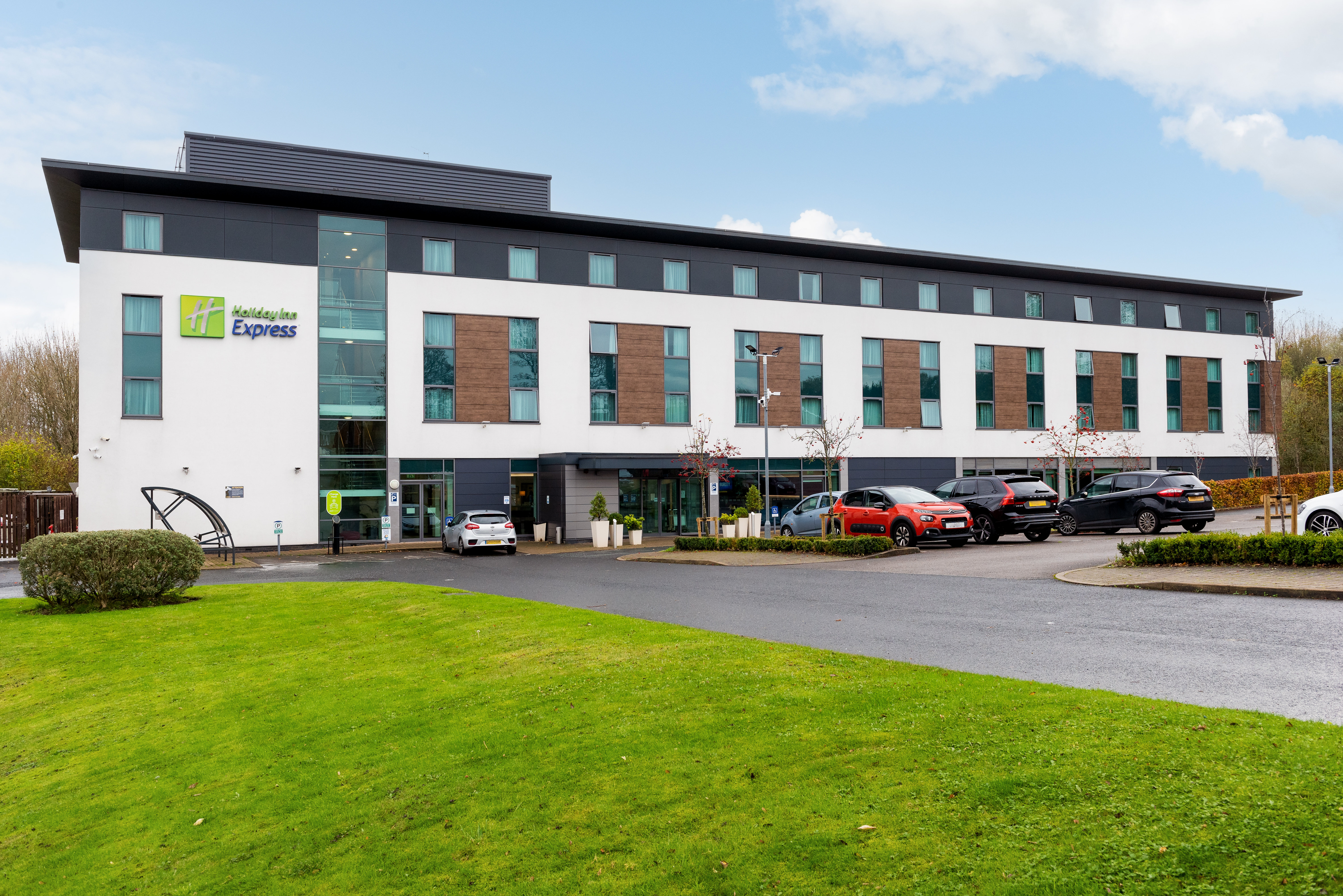 Holiday Inn Express Burnley 72/78
