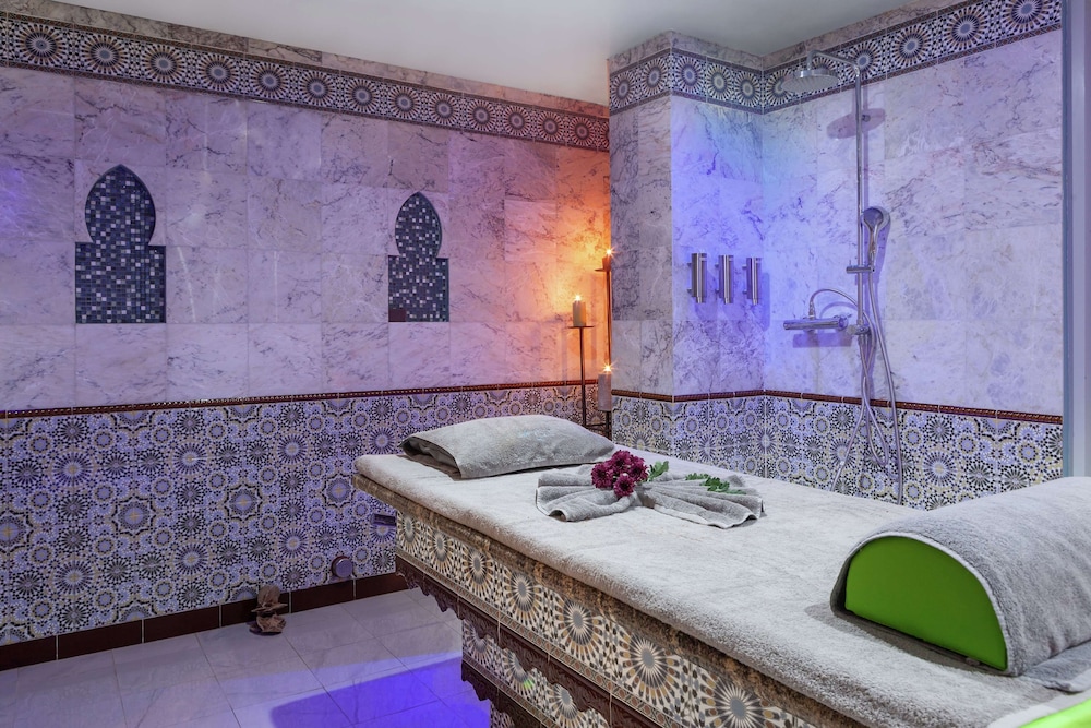 DoubleTree by Hilton – Dubai, Al Jadaf 37/74