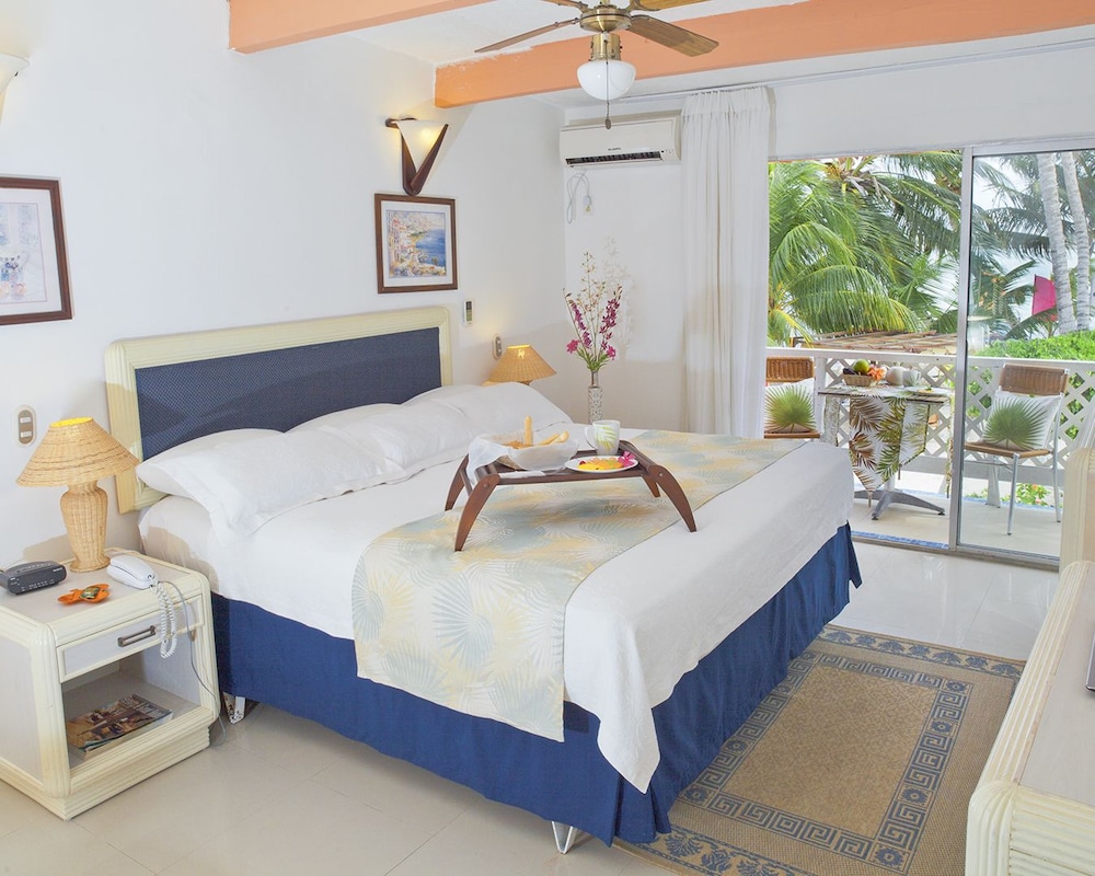 Hotel Cocoplum Beach 36/73