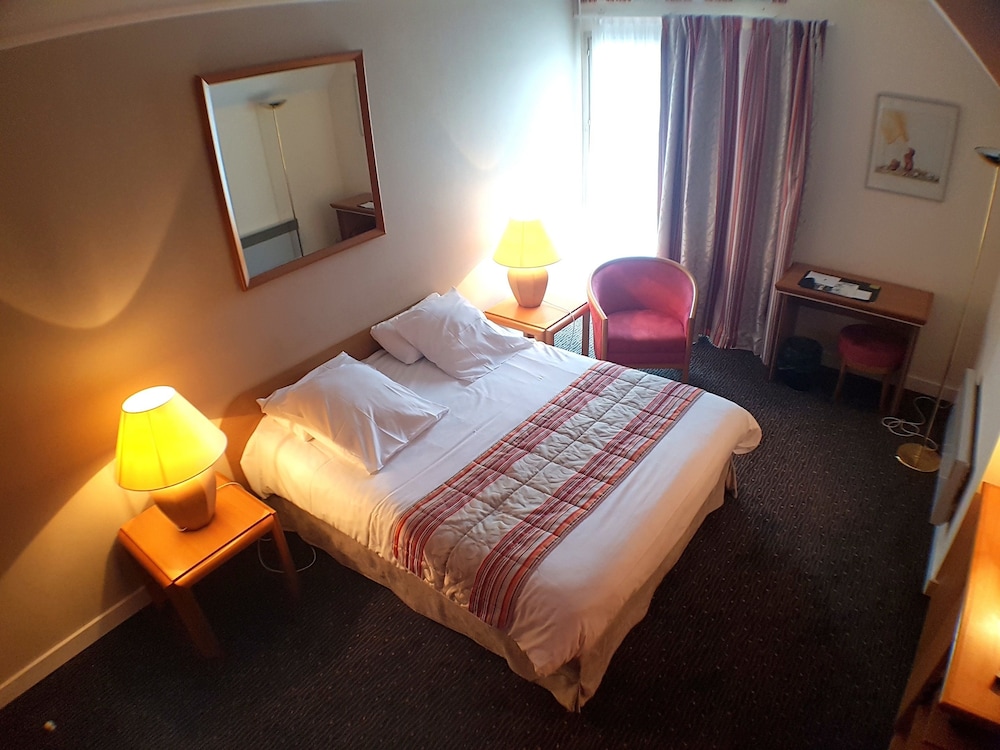 Domaine de La Foret D Orient Natur Hotel Golf Spa 23/55