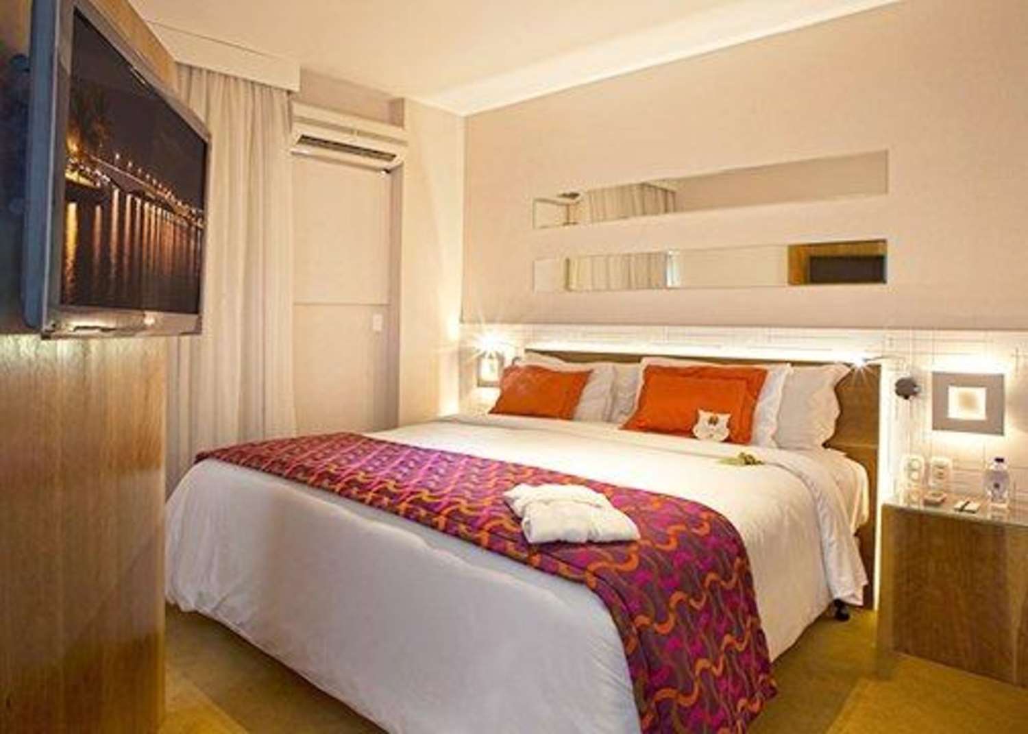 Quality Suites Alphaville 1/5