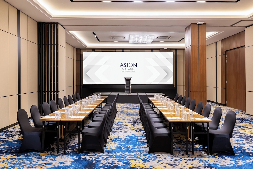 Aston Malang Hotel and Conference Center 32/35