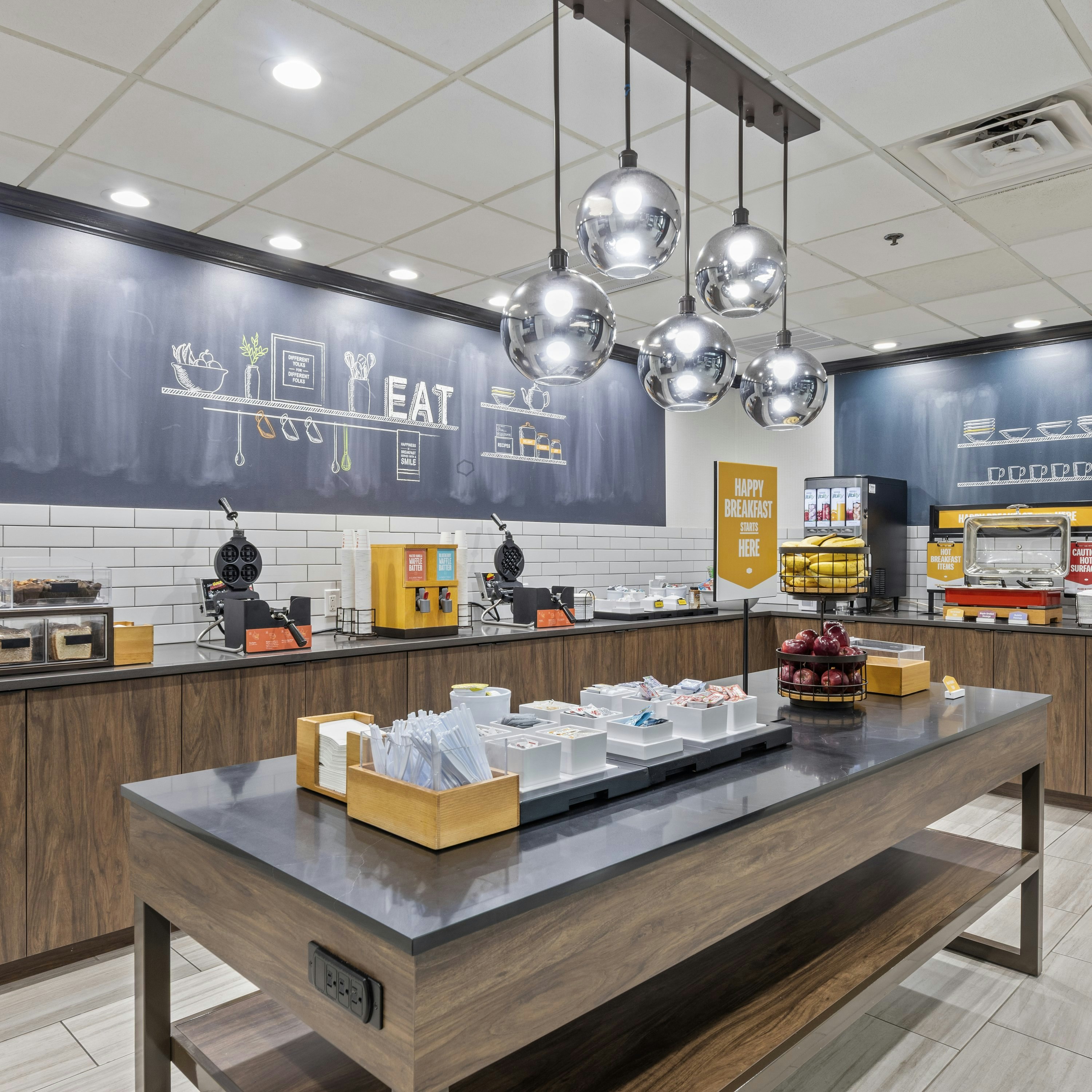 Hampton Inn and Suites Denison, TX 37/60