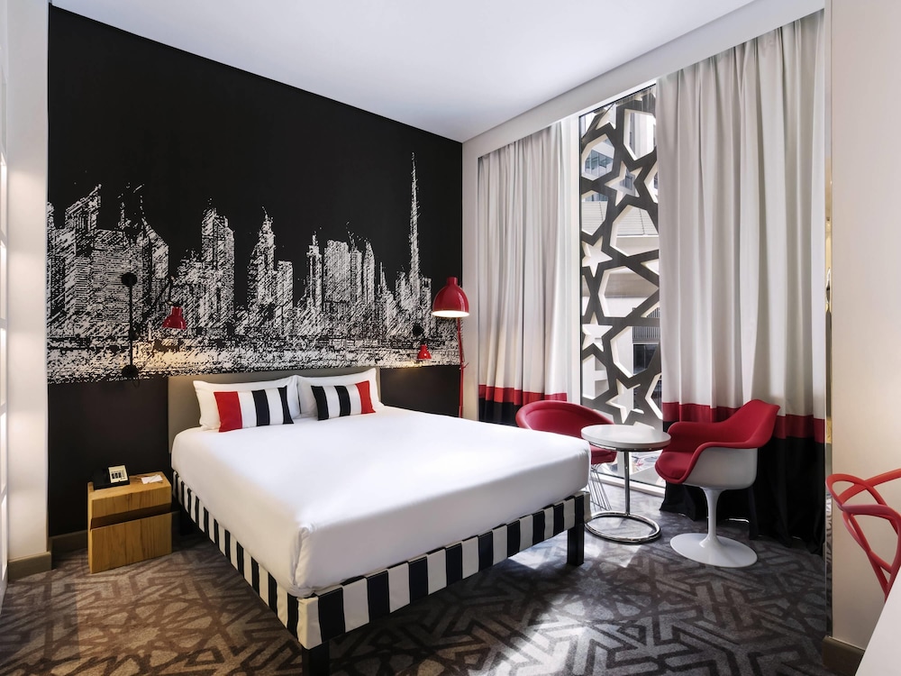 Ibis Styles Dubai Airport 16/66