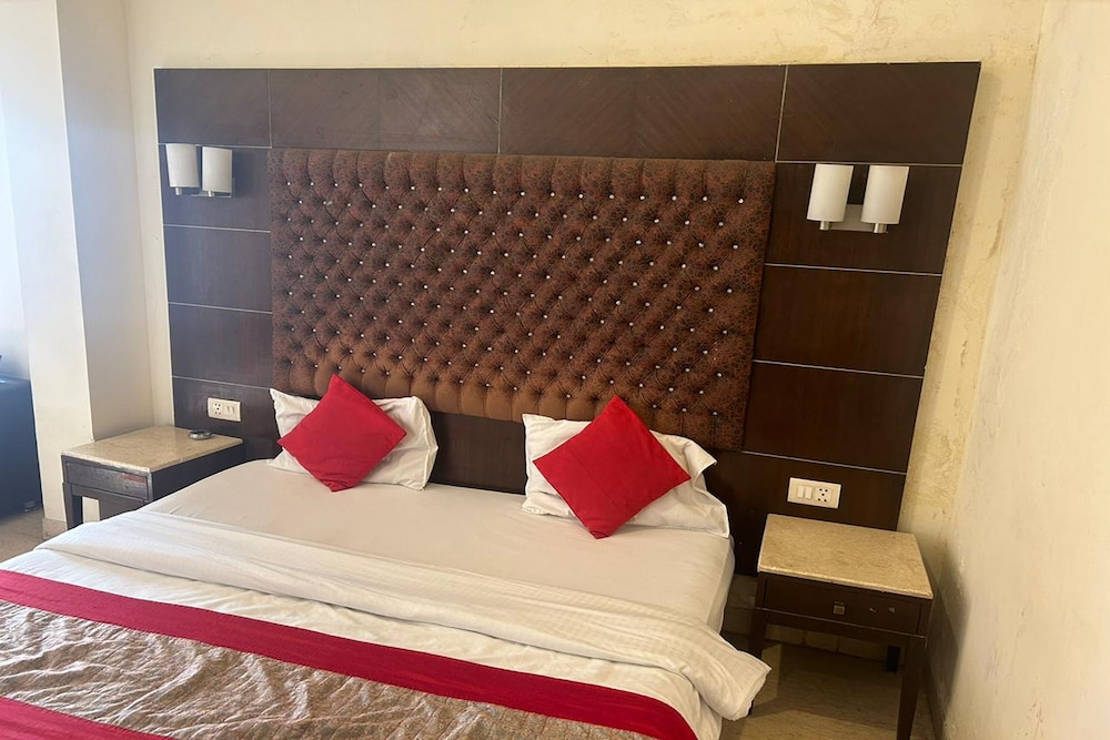 Metropolis Guest House 20/50