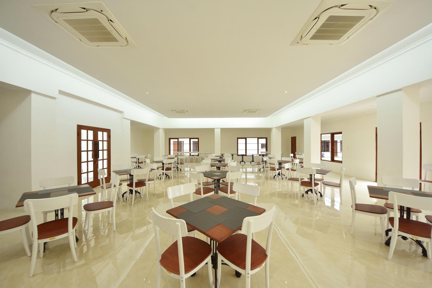 Khas Ombilin Hotel 25/33