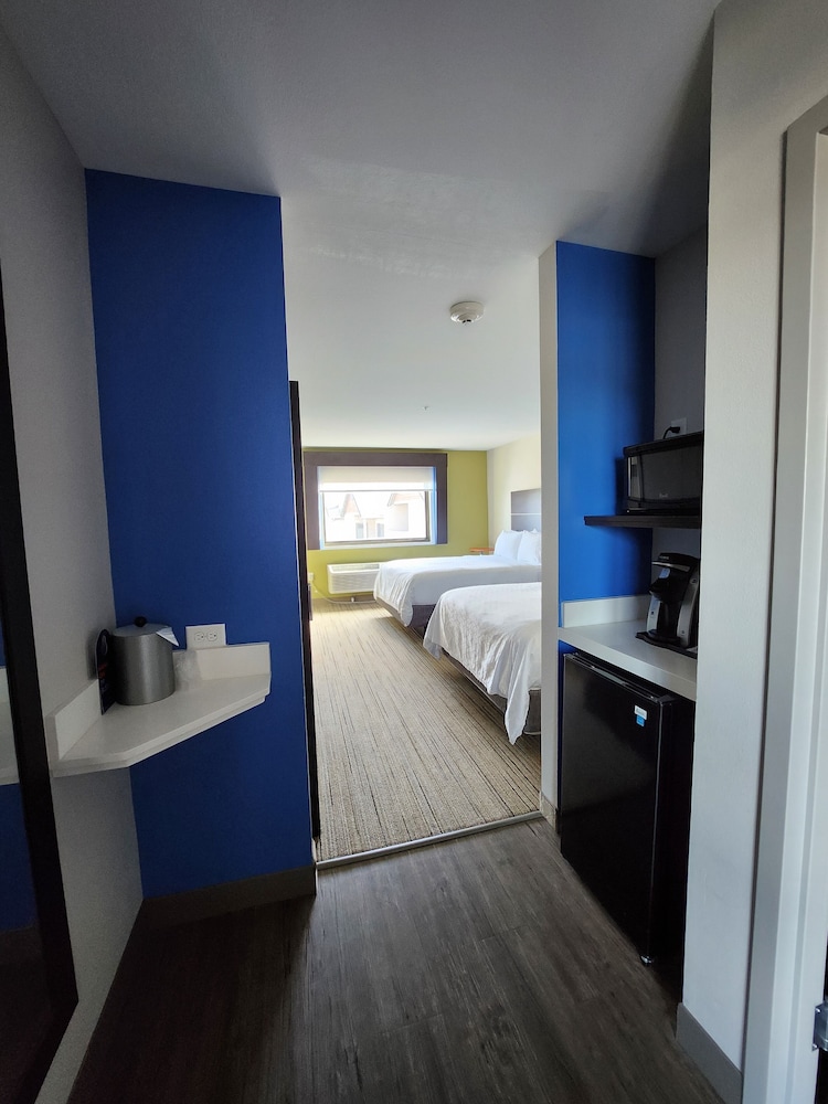 غرفة قياسية بسريرين كوين، Holiday Inn Express Suites Camas Vancouver 5/10