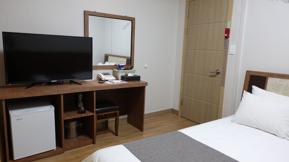 Gallery Hotel Bnb 20/30